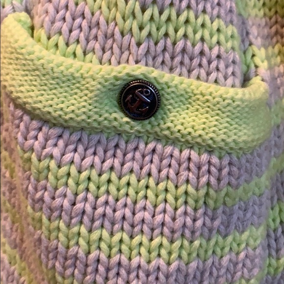 Lands’ End sweater - Picture 3 of 4